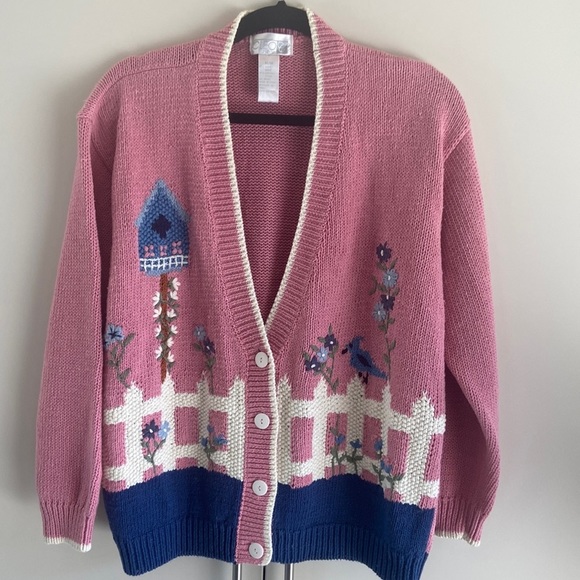 Vintage Sweaters - Vintage Birdhouse cardigan